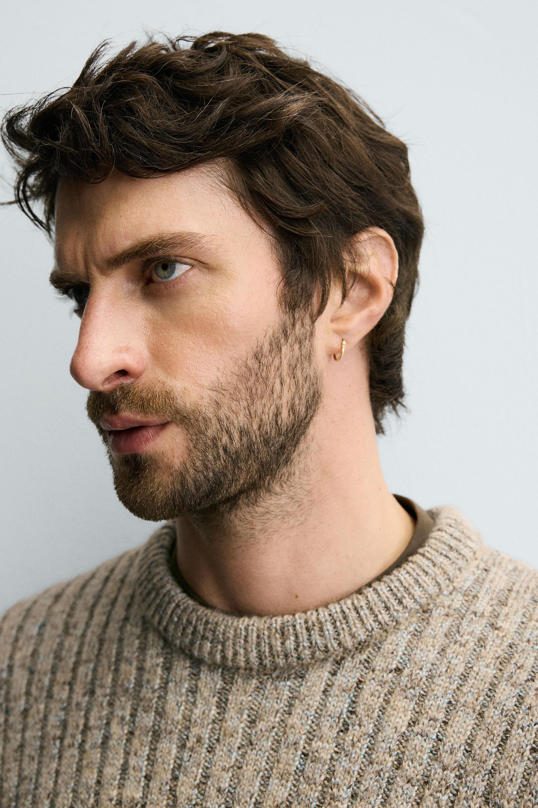 RIBBED TEXTURED JUMPER